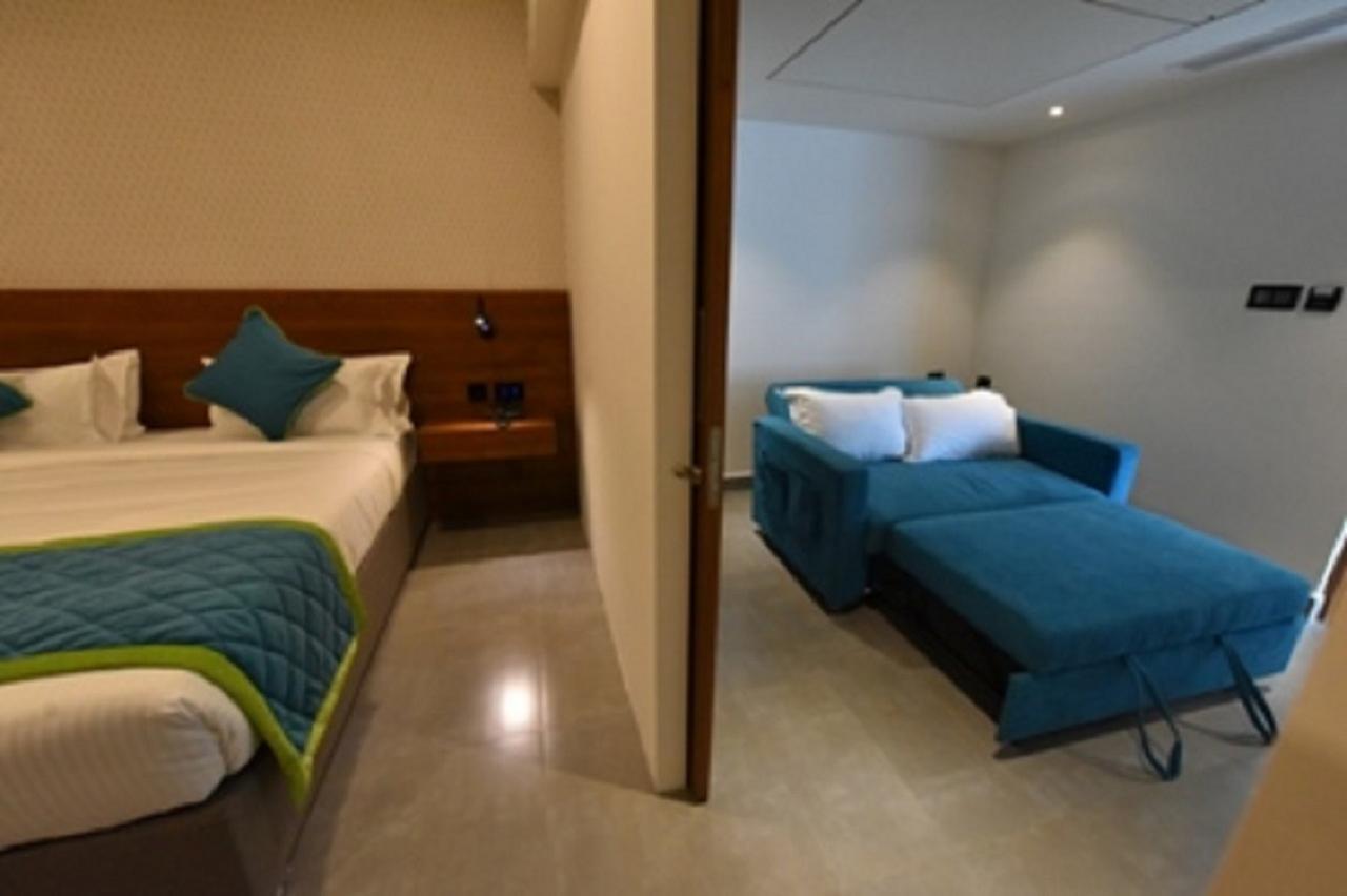 Vivid A Boutique Hotel Tiruchirappalli Exterior photo