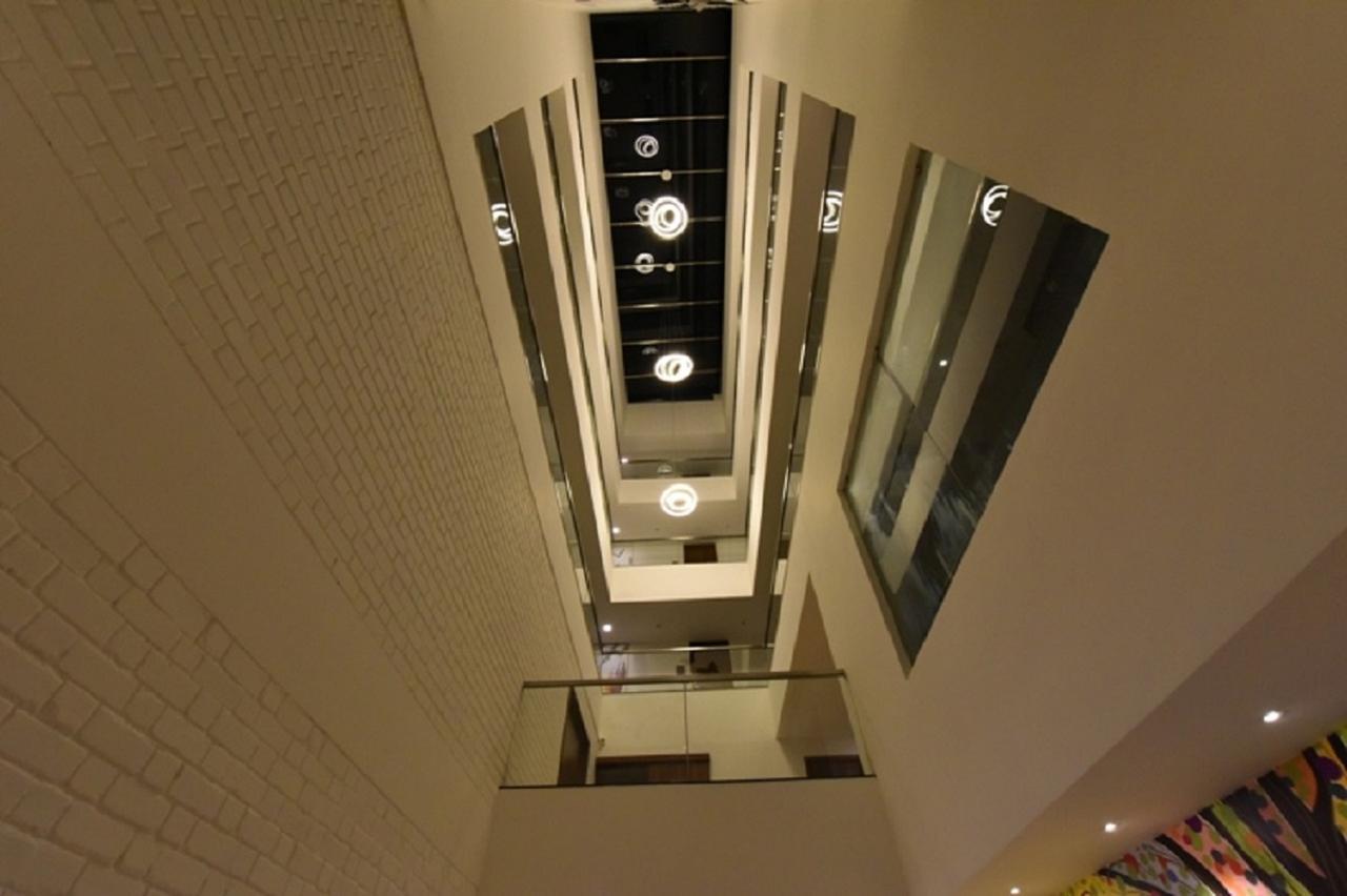 Vivid A Boutique Hotel Tiruchirappalli Exterior photo